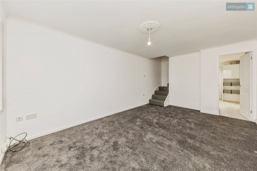 Property photo 3 of 14 Picture No. 37