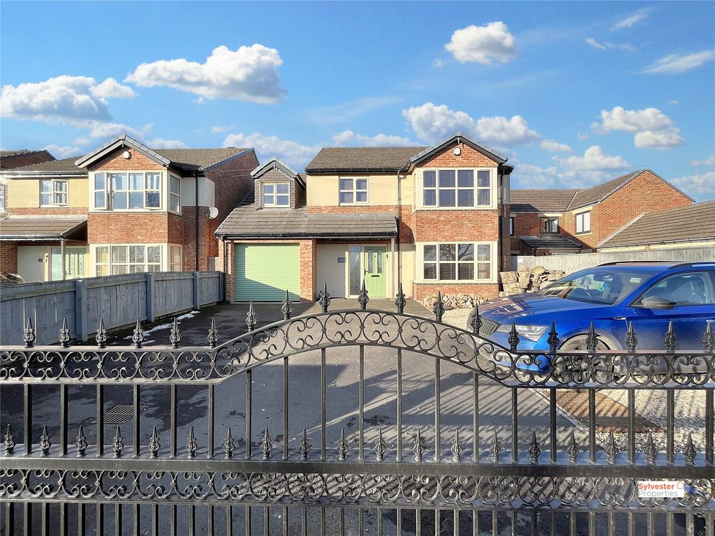 Property photo 2 of 46 Picture No. 04