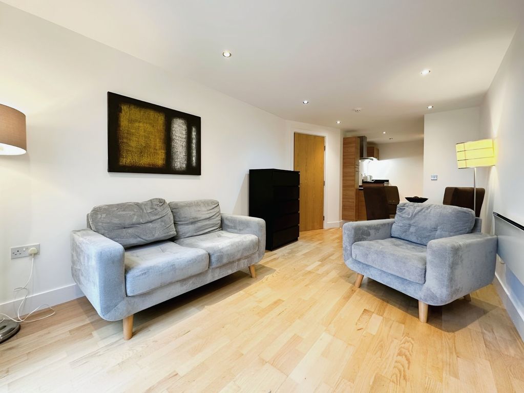 Property photo 3 of 10 Picture No. 24