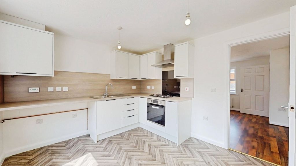 Property photo 2 of 13 Pbox-Img.Jpg