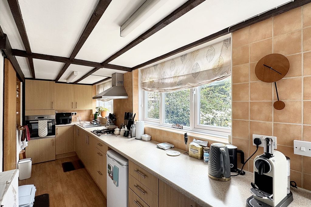 Property photo 2 of 14 Img_1526