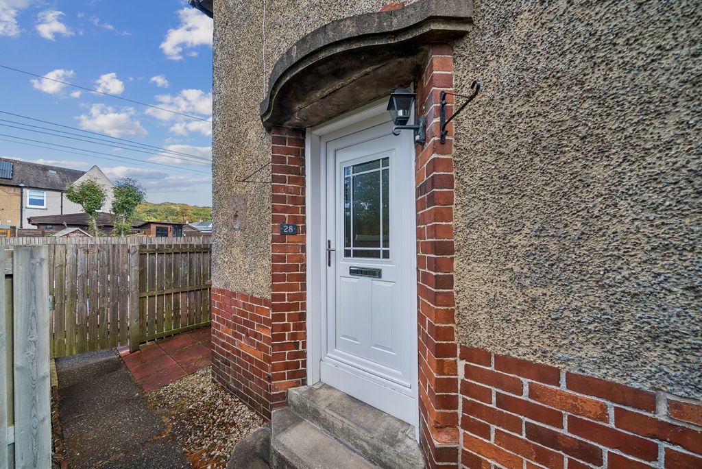 Property photo 1 of 22 Picture No. 06