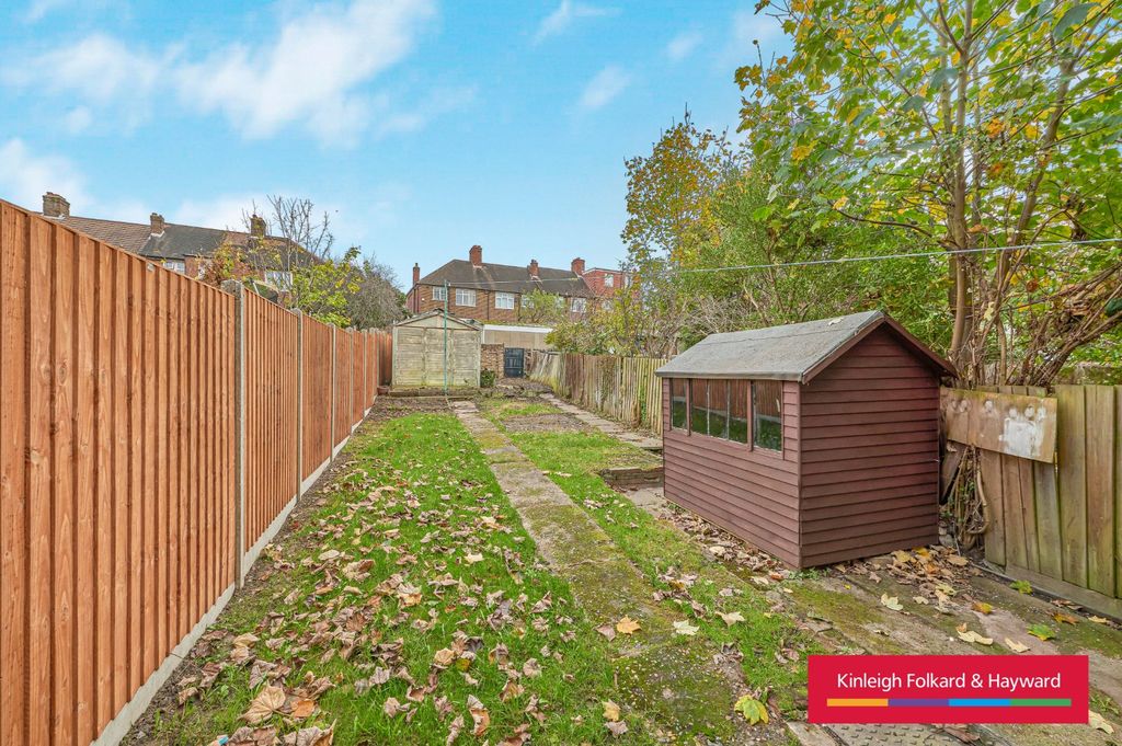 Property photo 3 of 22 Picture No. 11