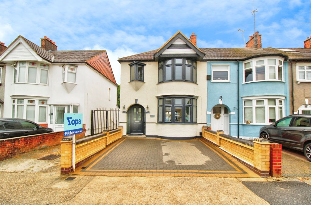 Property photo 1 of 22 32