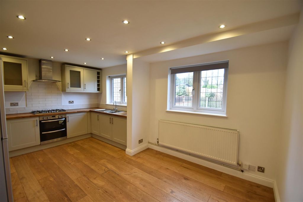 Property photo 3 of 14 3.Jpg