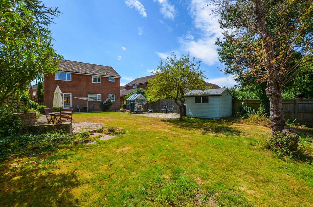 Property photo 2 of 23