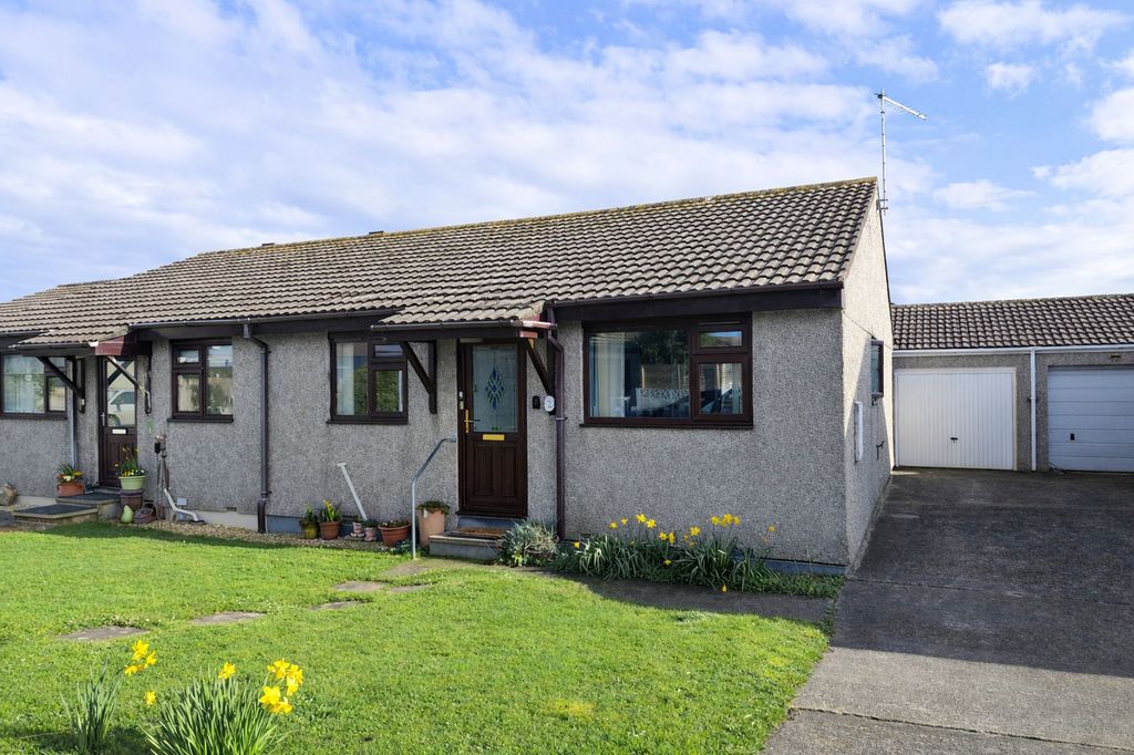 Property photo 1 of 13 External