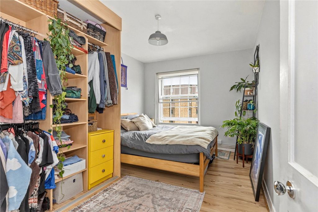 Property photo 2 of 12 Picture No. 10