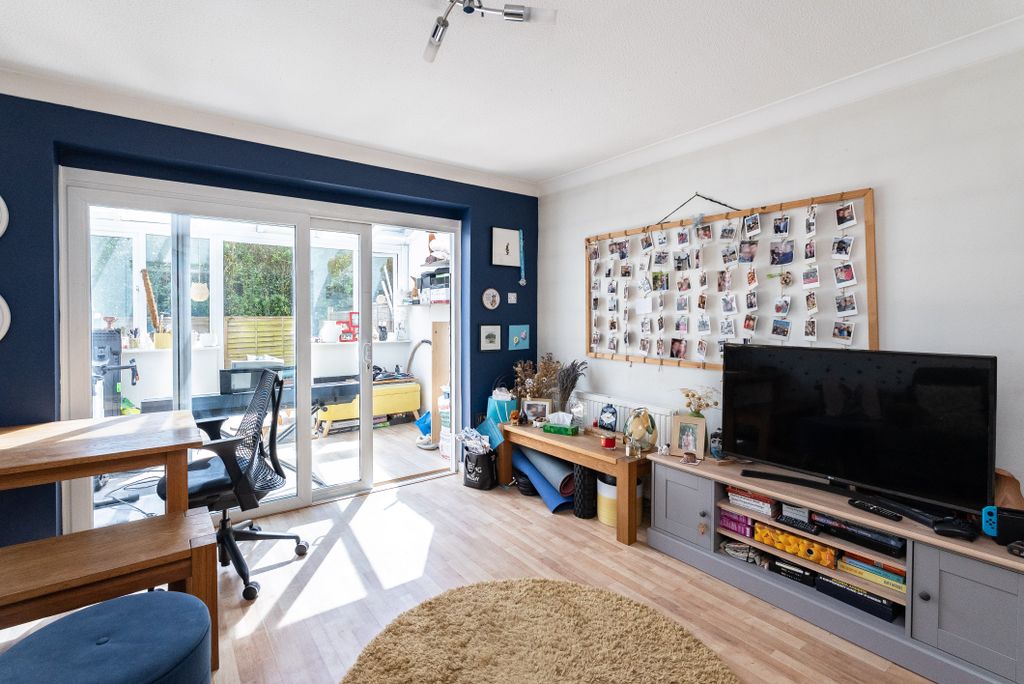 Property photo 3 of 13 Dsc05020