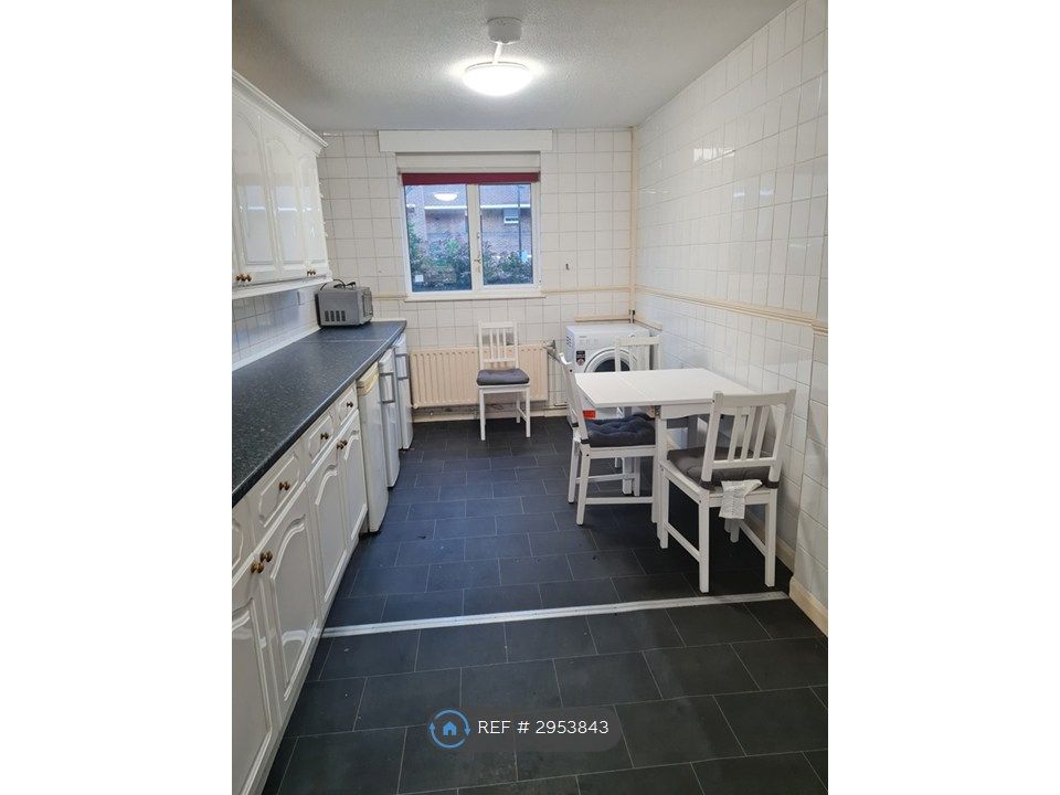 Property photo 1 of 14 Kitchen/Dining