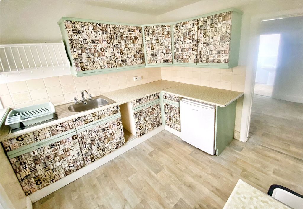 Property photo 3 of 11 Picture No. 09