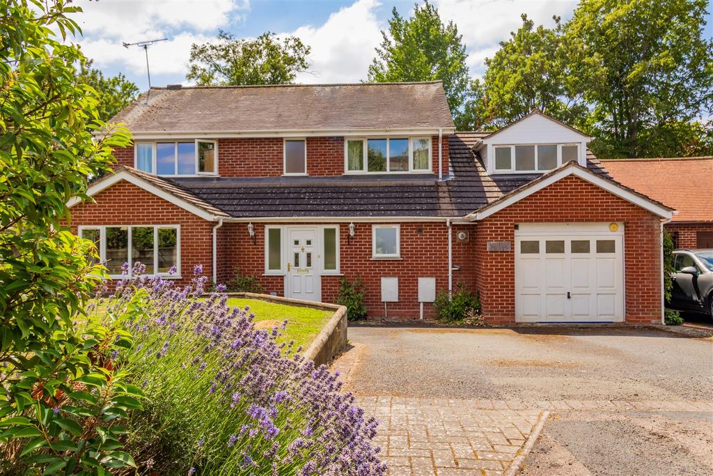 Property photo 1 of 34
