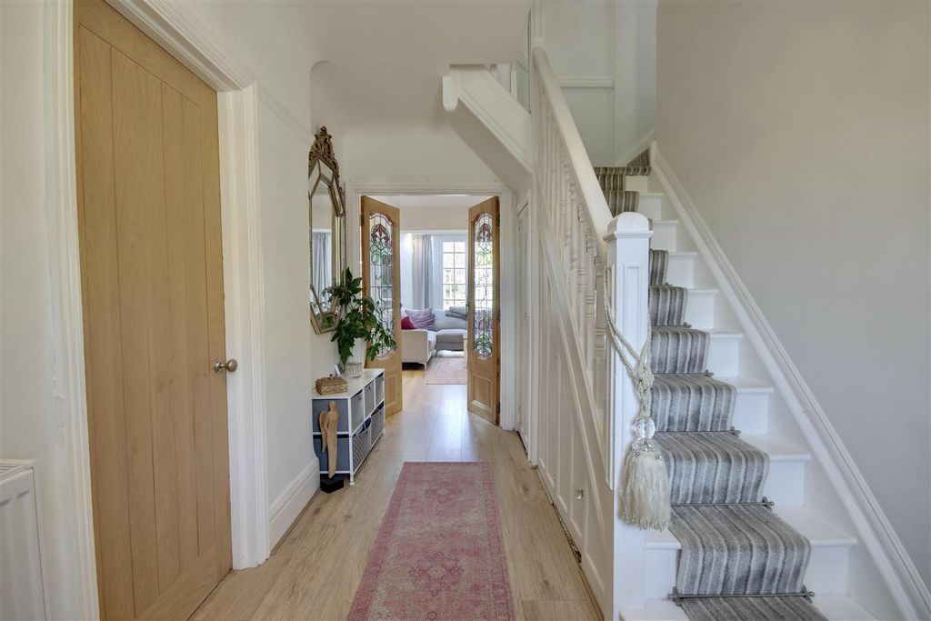 Additional image 13 of 5 bed detached house for saleBrecon Avenue, Portsmouth PO6