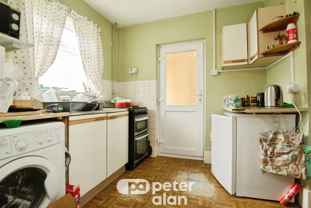 Property photo 3 of 16