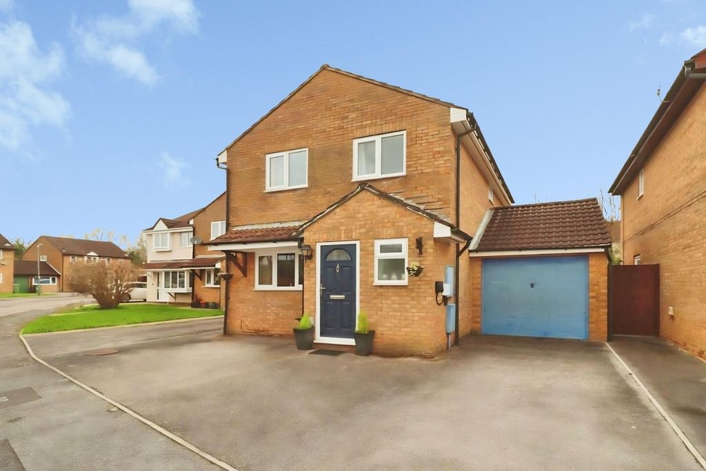 Property photo 1 of 16 Pbox-Img.Jpg