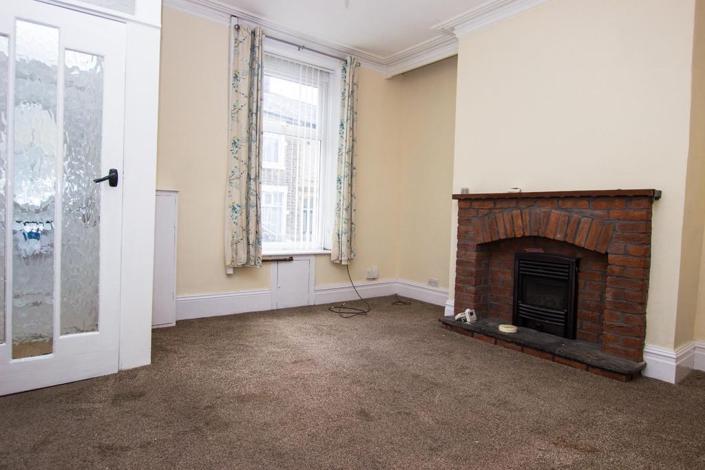 Property photo 3 of 7