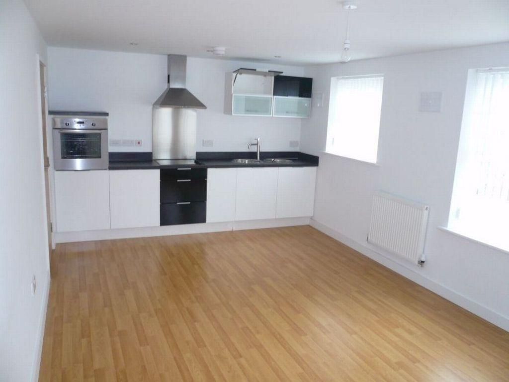 Property photo 2 of 3