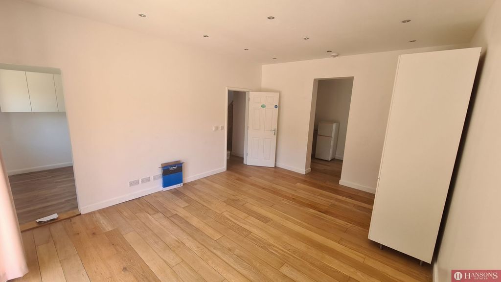 Property photo 2 of 8 Photo 2