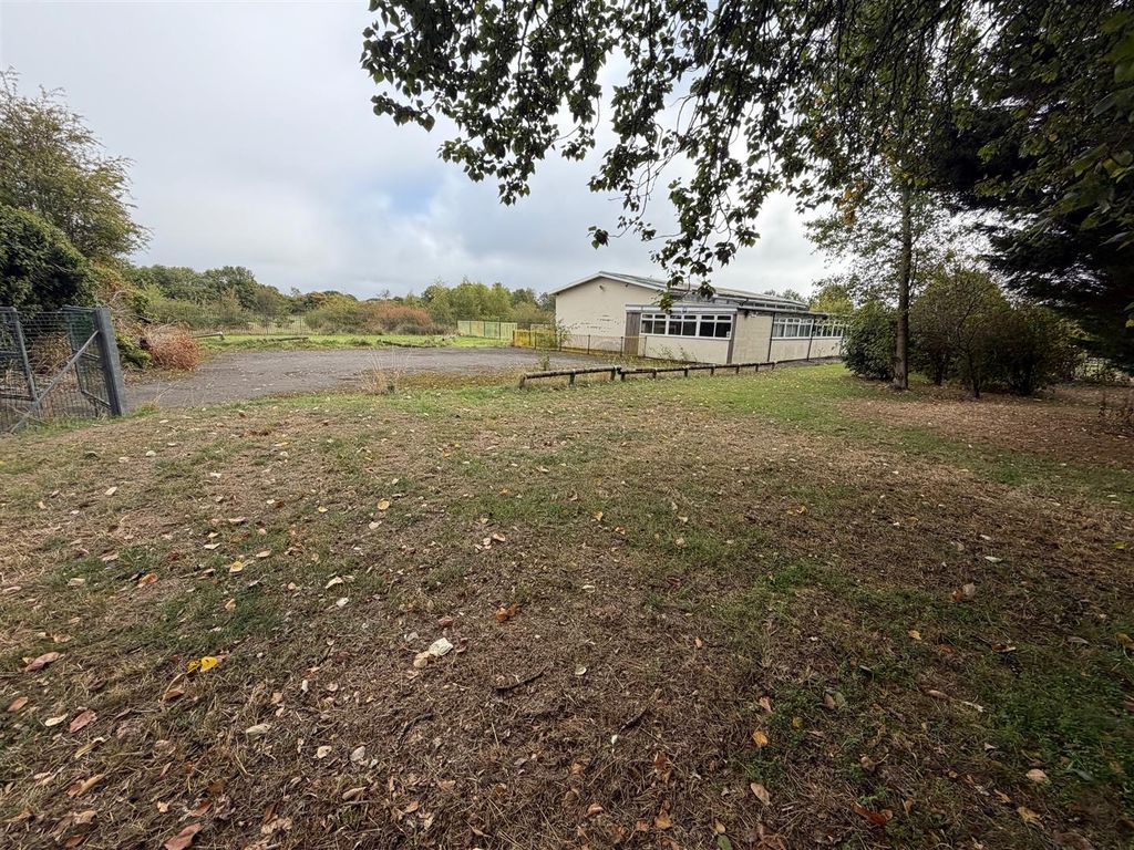 Property photo 1 of 10 Front.Jpg