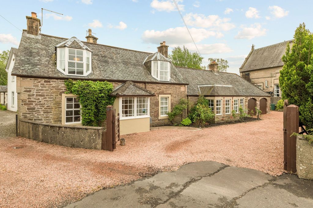 Property photo 1 of 29