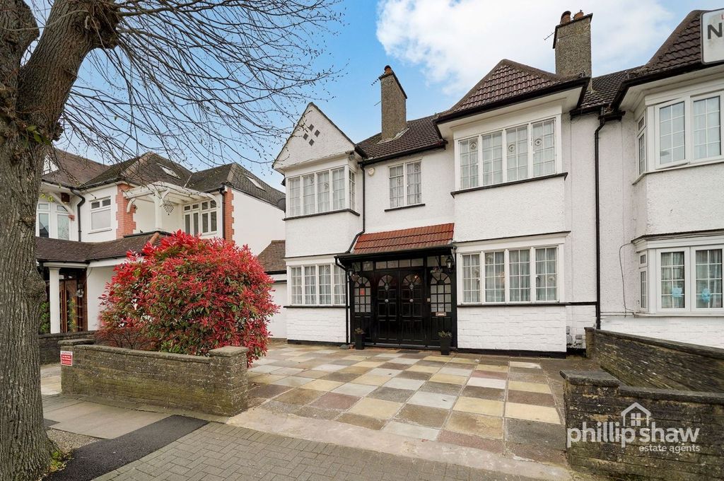 Property photo 1 of 19