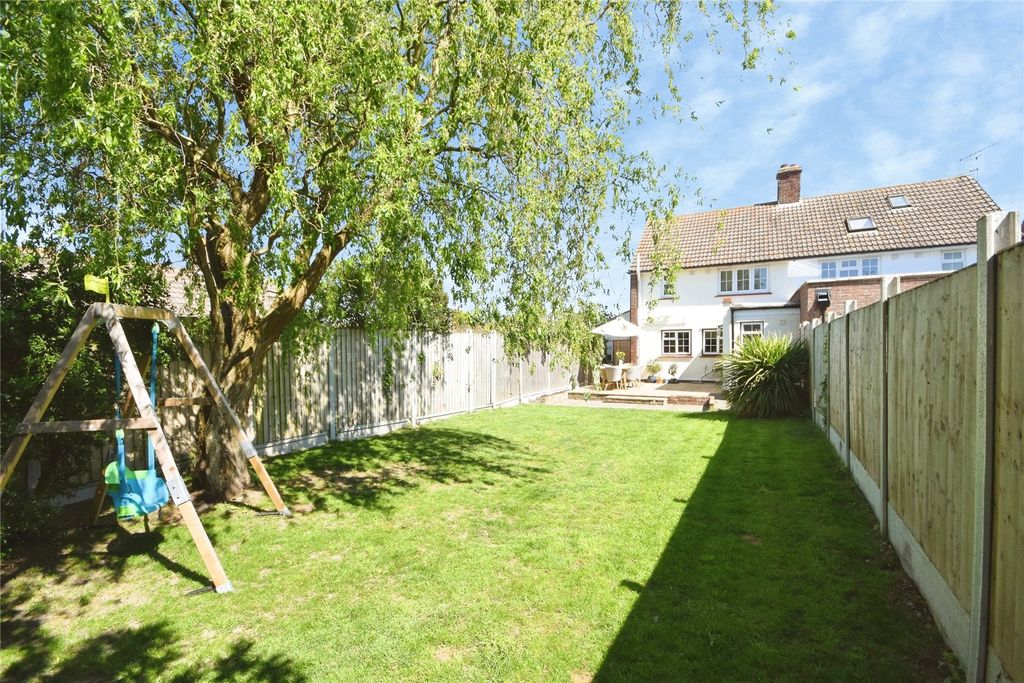 Property photo 2 of 16 Garden