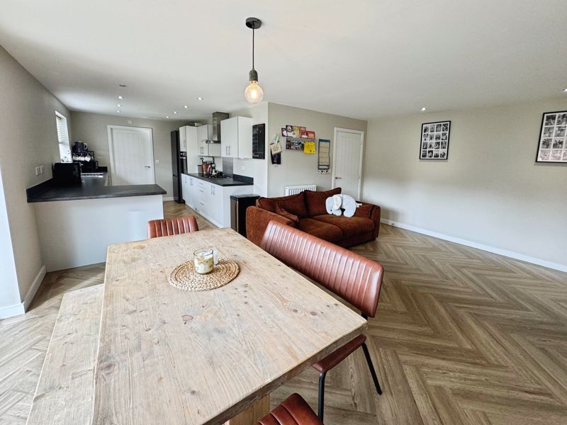 Property photo 2 of 14 Photo 10