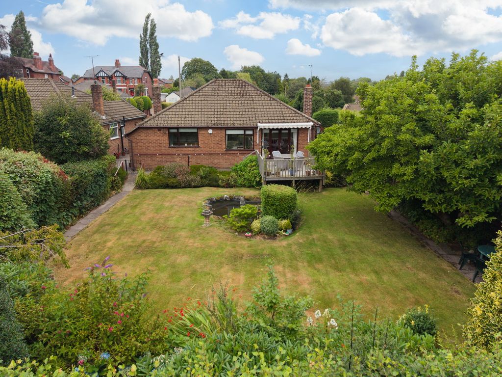 Property photo 2 of 27