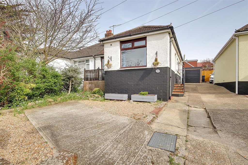Property photo 1 of 19 Outside