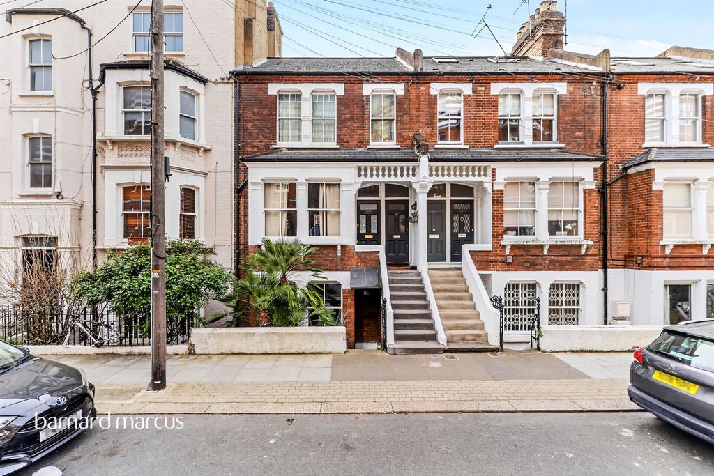 Property photo 1 of 10