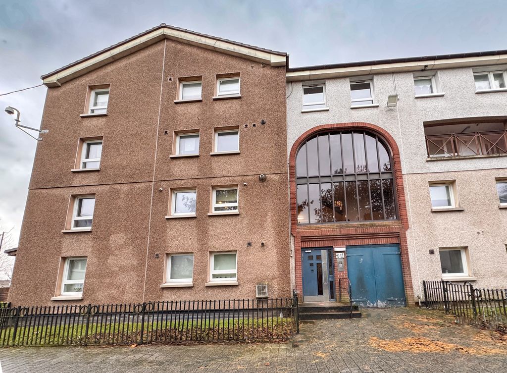 Property photo 1 of 12 Exterior