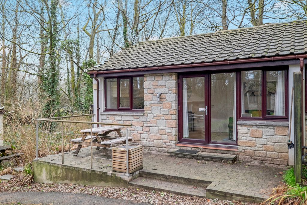 Property photo 1 of 19 Pbox-Img.Jpg