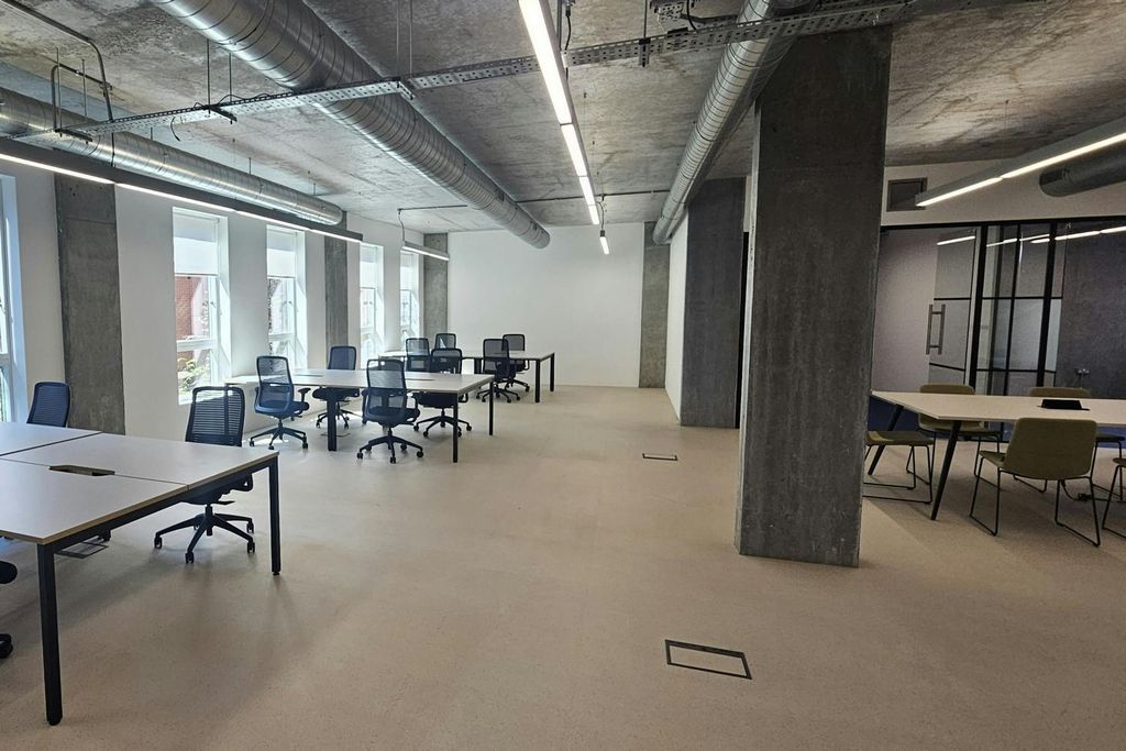 Property photo 3 of 32 27-Downham-Road-N1-5Aa-Haggerston-Hoxton-Office-Studio-Internal42-Dominion.London.Jpg
