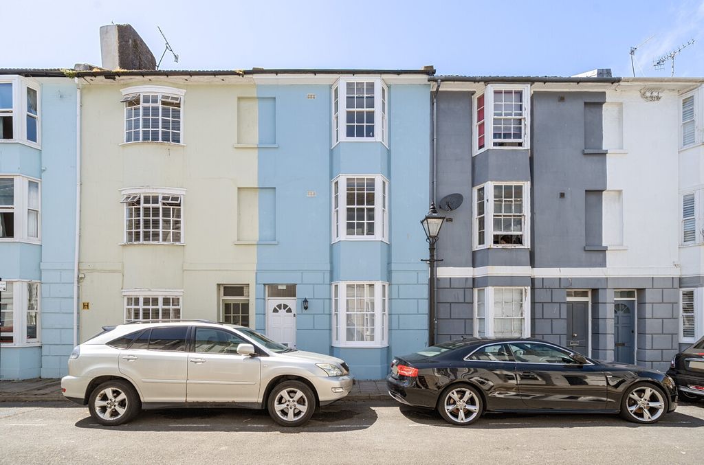 Property photo 1 of 16 1467793-1-6A1Edca...