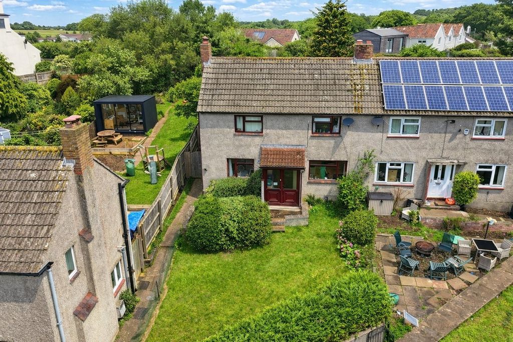 Property photo 1 of 27