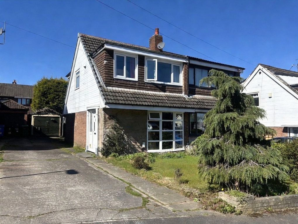 Property photo 1 of 10 External