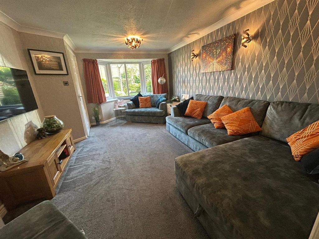 Property photo 2 of 24 (2).Jpeg