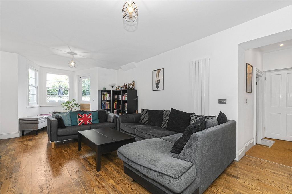 Property photo 3 of 12 Picture No. 21