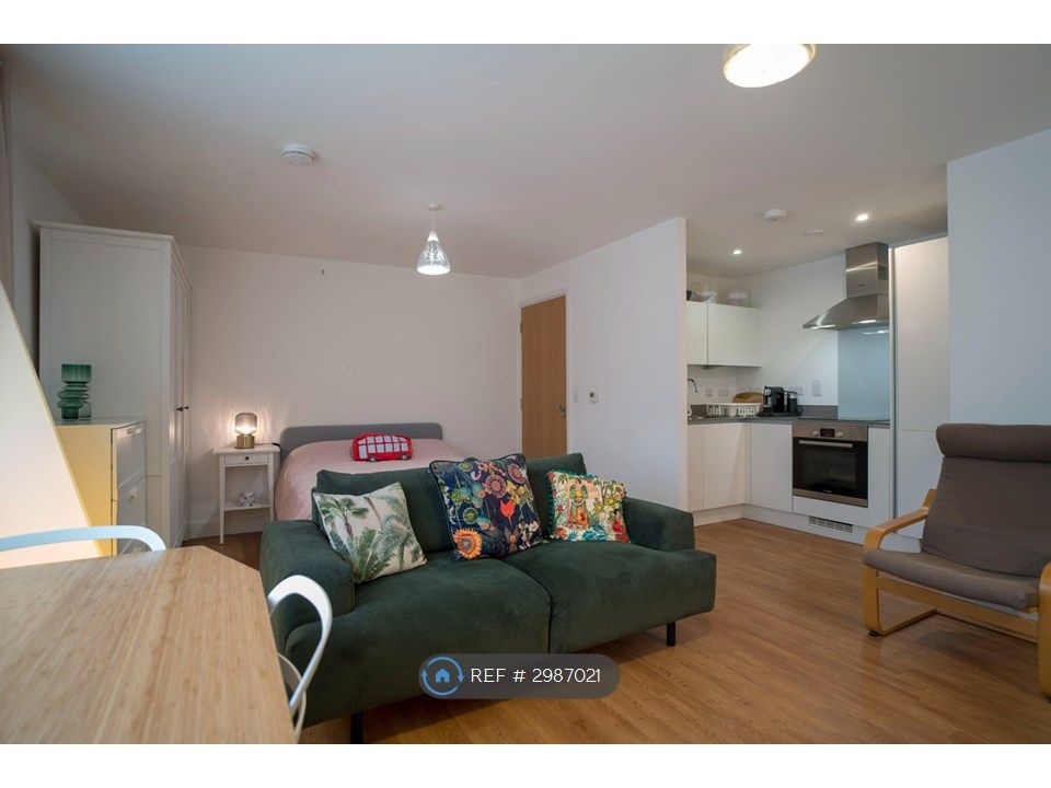 Property photo 2 of 8