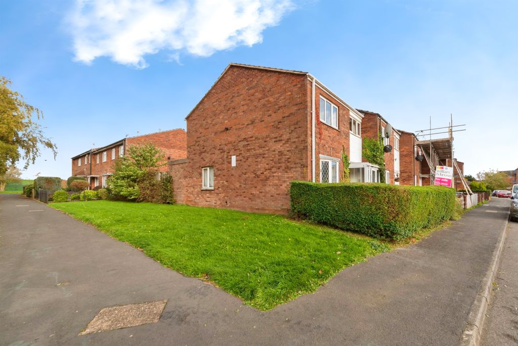 Property photo 1 of 13