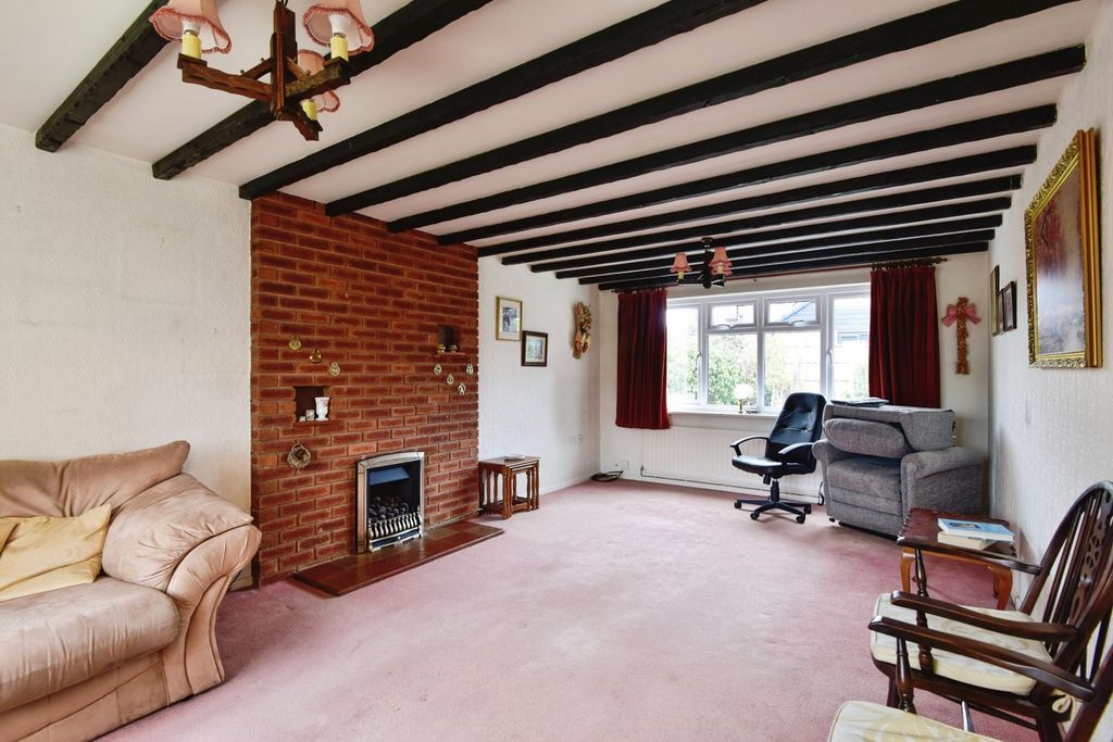 Property photo 2 of 21 Pbox-Img.Jpg