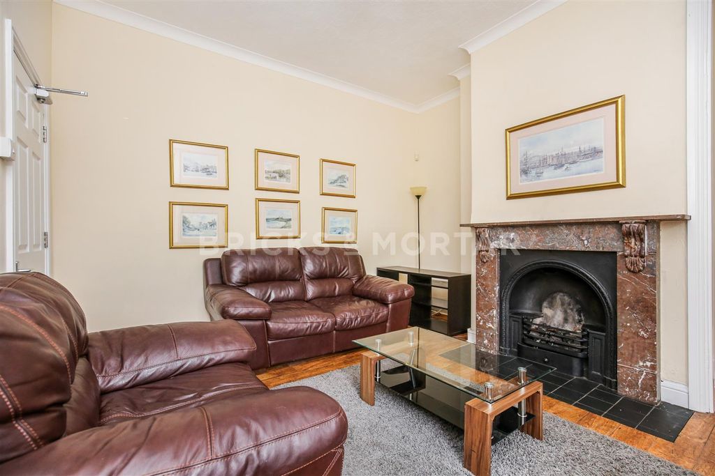 Property photo 3 of 15 Xgif1Srj10Ank4Wzqq7Sww.Jpg