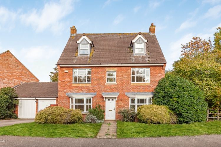 Property photo 1 of 10 307716