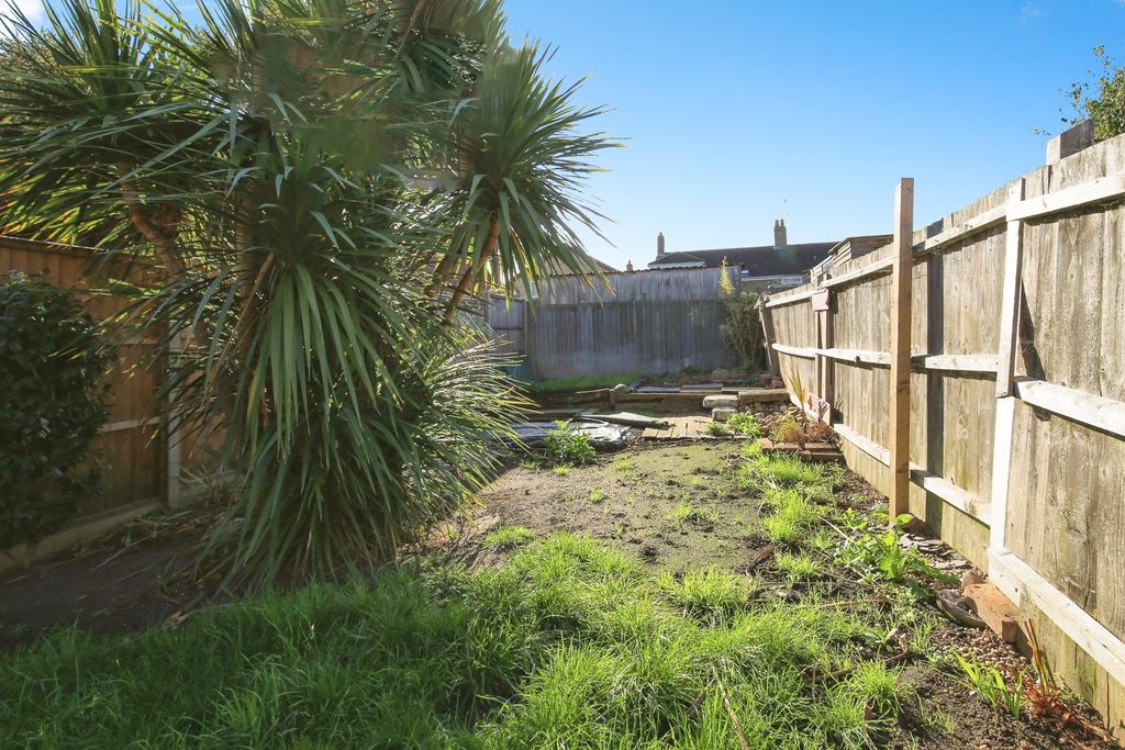 Property photo 3 of 17 Photo