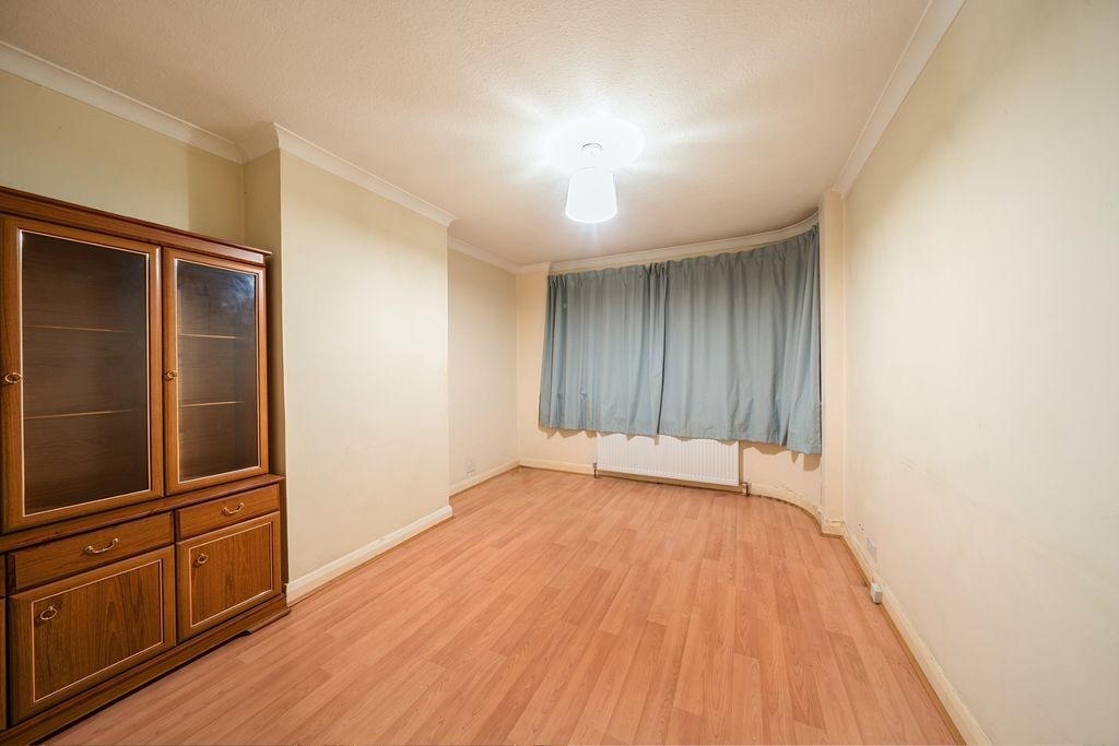 Property photo 2 of 16 Photo 7