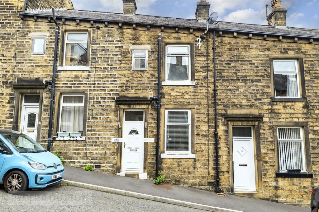 Property photo 1 of 19 Picture No. 01