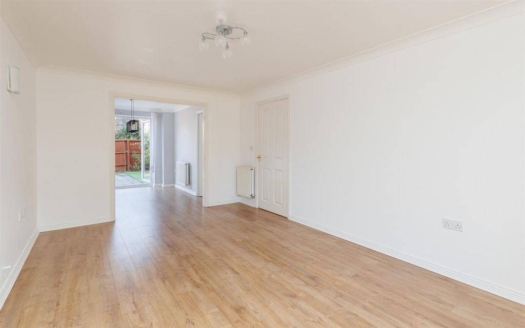 Property photo 3 of 22 Sitting/ Dining Area