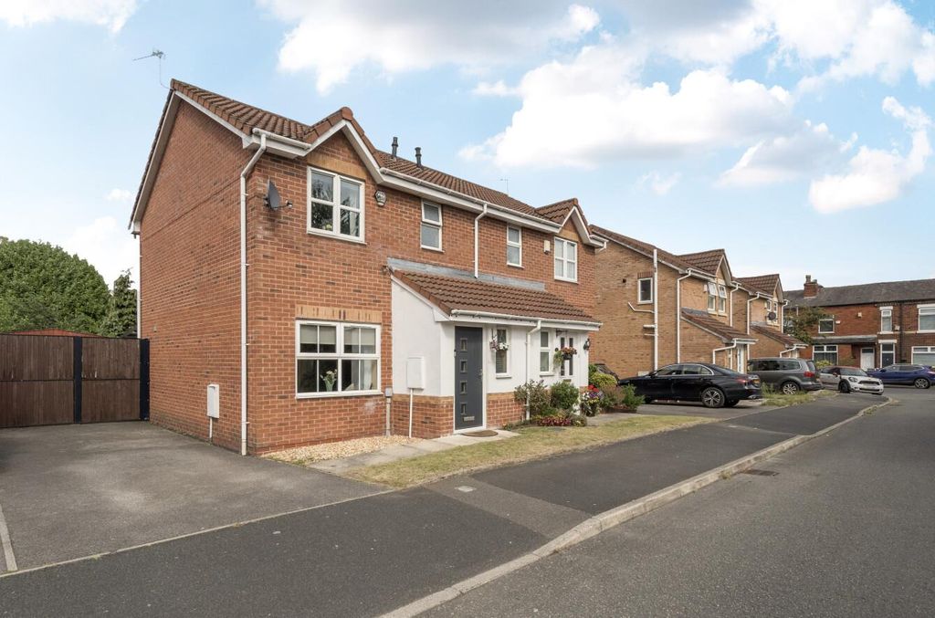 Property photo 1 of 19 1343658-8-68A735B09Efab.Jpg