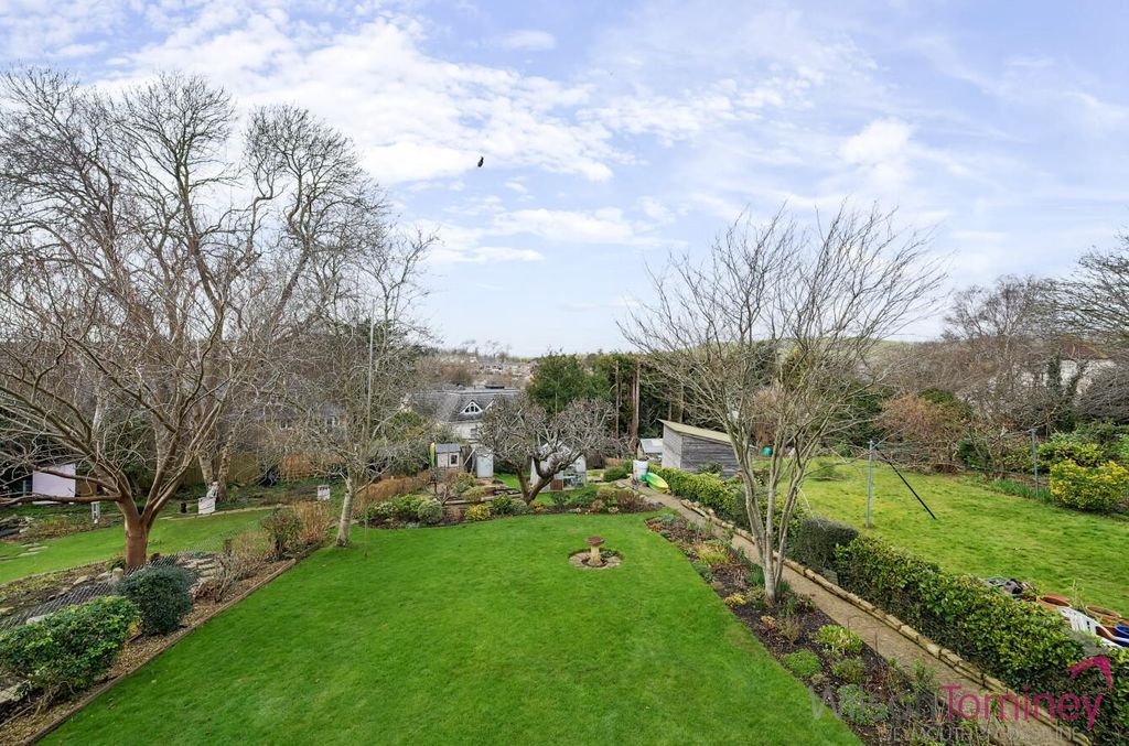 Property photo 3 of 18 Aaaa53c8-00A7-4761-8635-Fcd1976c8E1c.Jpg