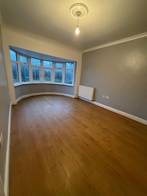 Property photo 2 of 12 Whatsapp Image 2025-12-18 At 15.58.157